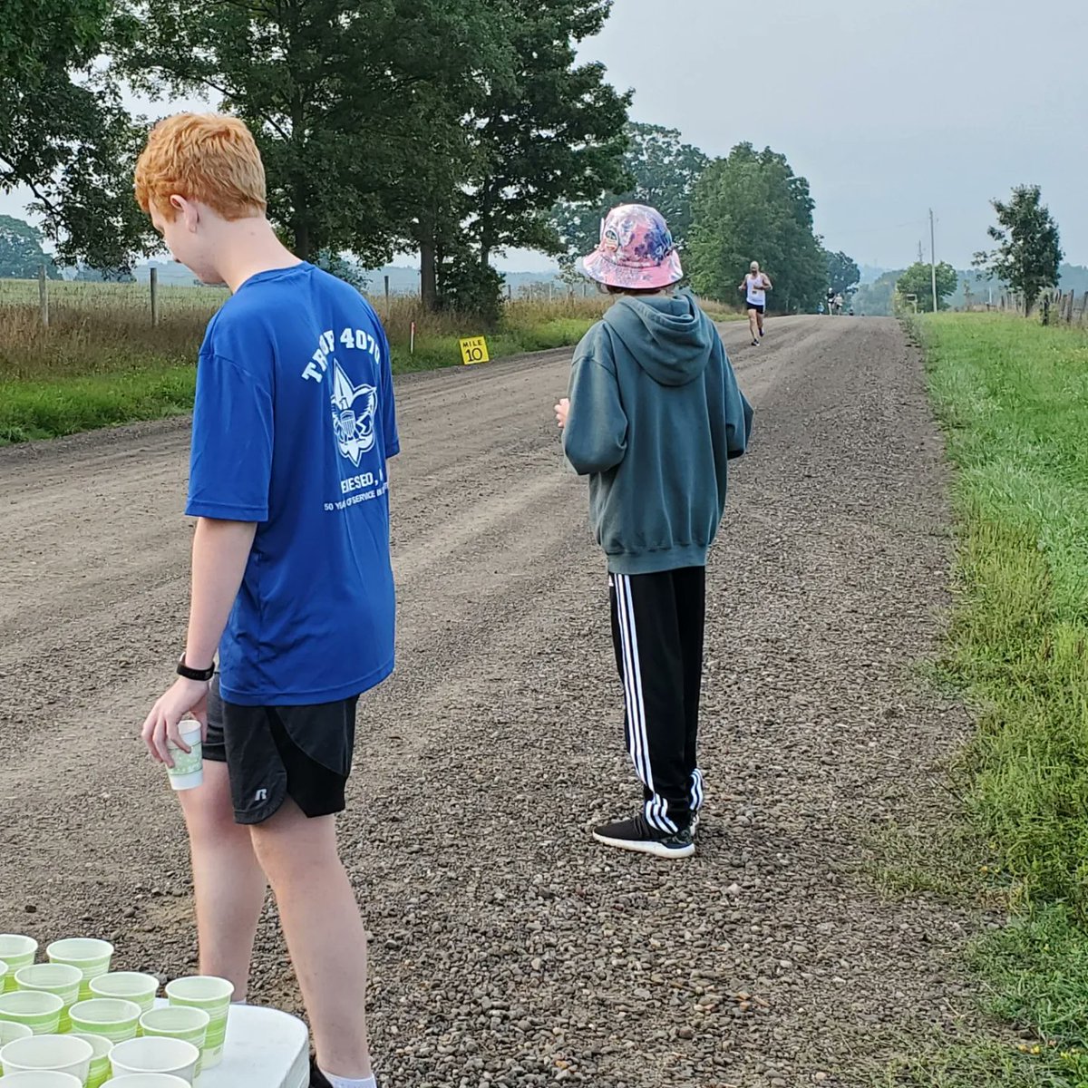 how2educ8's tweet photo. Scenes from @OakTreeRace #runoaktree https://t.co/mw8S9Mmnvg
