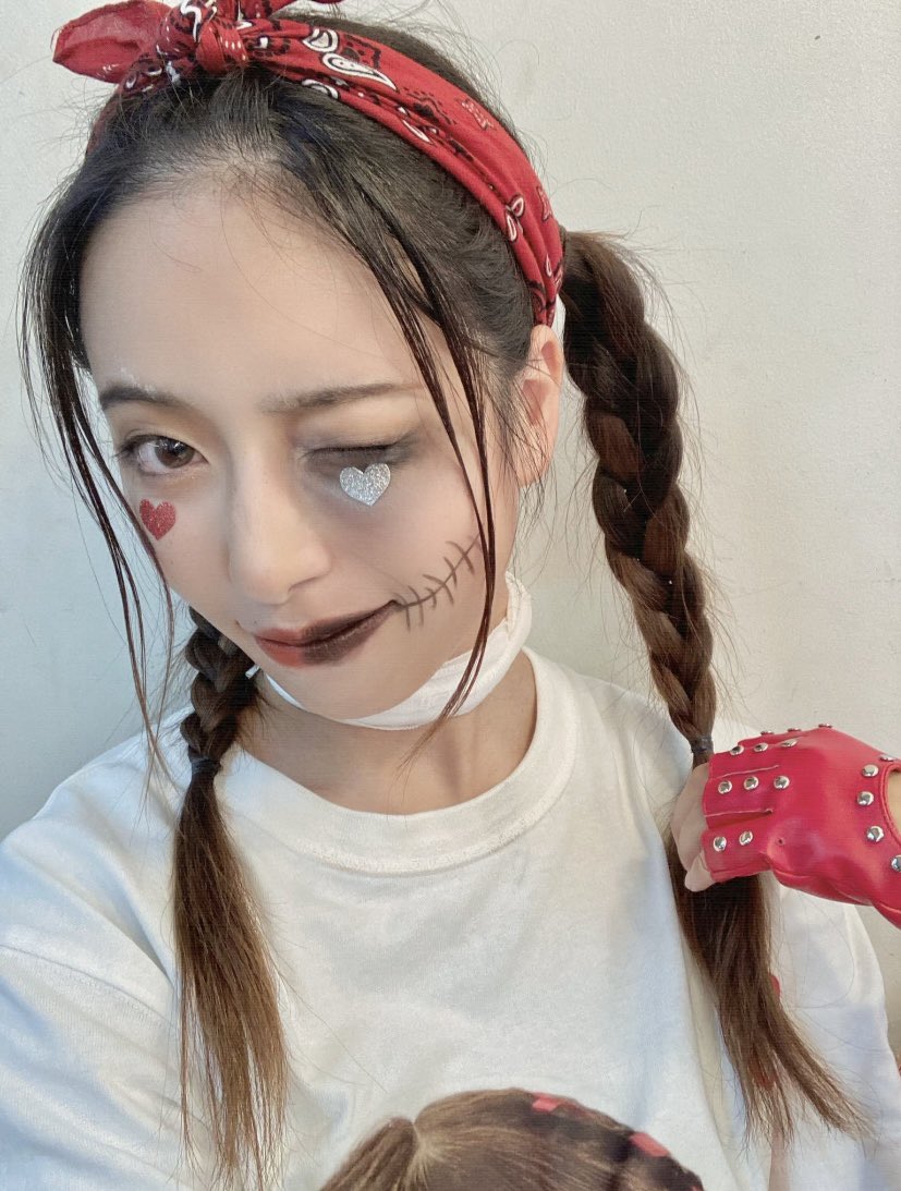 59278241122's tweet photo. 今日は舞台大好きBBA2人で「OH!Myゴースト」ボート部編の千秋楽観劇👯‍♀️
東京ハイビームさんの舞台初見だったのですがキャストさんも演出、脚本も素晴らしくたいへん面白かったです✨
※2人して号泣したのはここだけの話🤫
アーカイブで追い #OMゴースト しようと思います👻
娘のヲタ役何気に良かった😂 https://t.co/Gaw1X8Ua1g