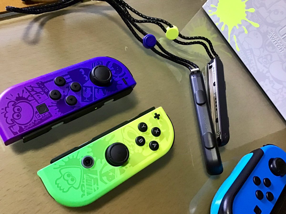 sonicpulsar's tweet photo. Mandatory pics of course ;) #Splatoon3 #NintendoSwitchOLED #SWOLED #Unboxing #Nintendo #SwitchOledSplatoonedition https://t.co/LiZ90R85Dv
