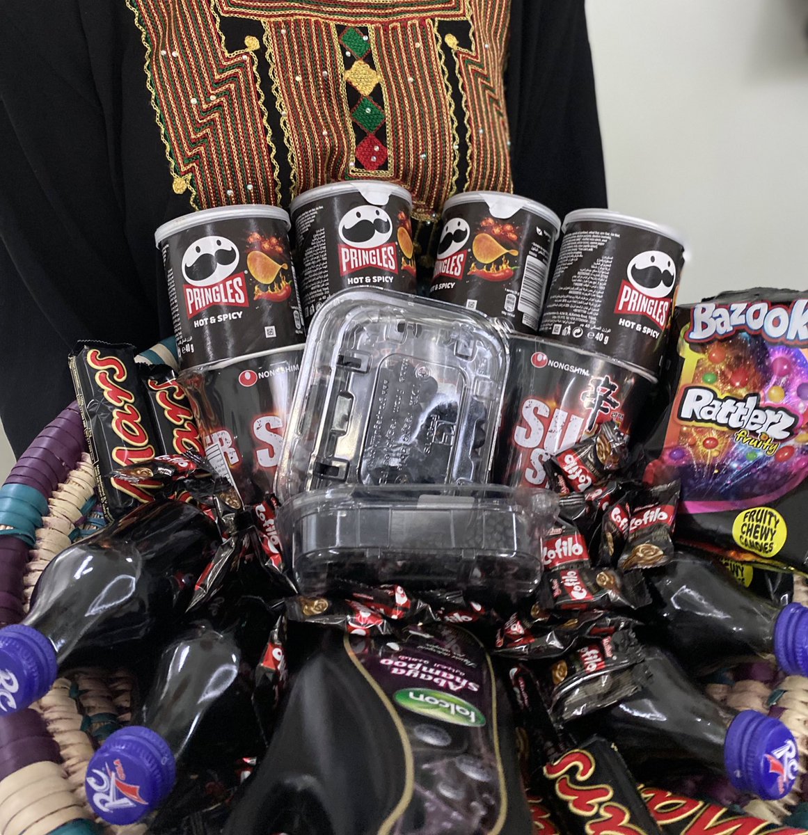 وشاركنا ف الترند باللبس العسيري 🇦🇪❤️🇸🇦