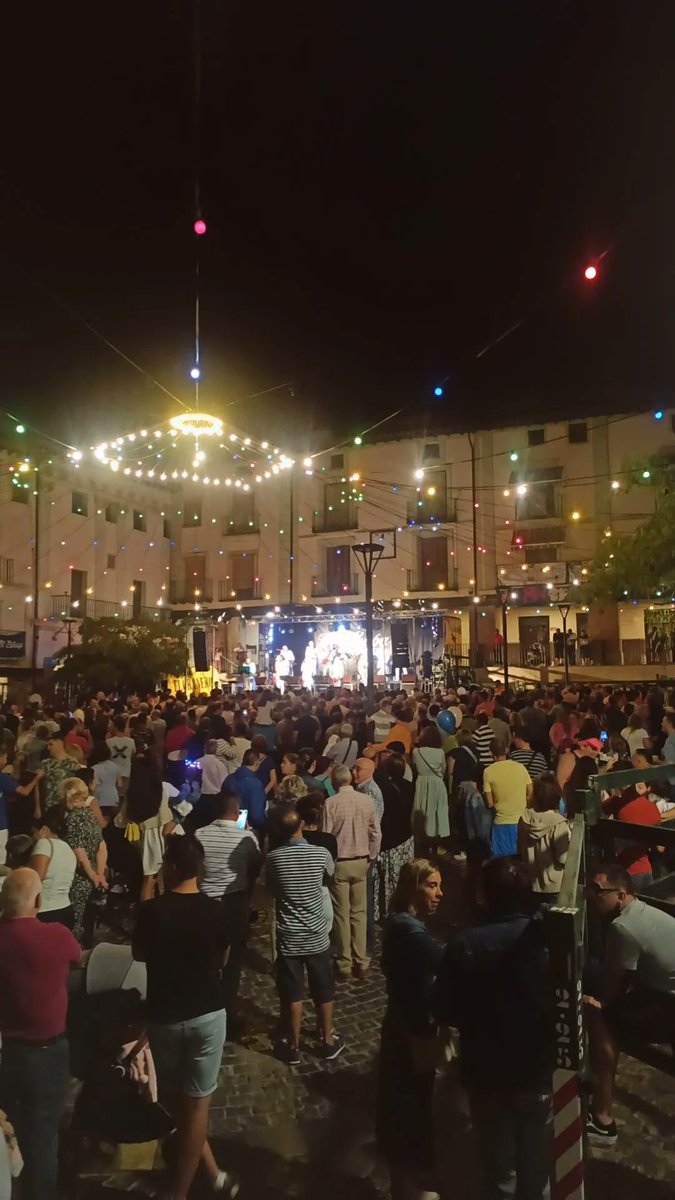 Anaaaaavis's tweet photo. #ejeaenfiestas2022 @aytoejea https://t.co/O0TSmjA29I