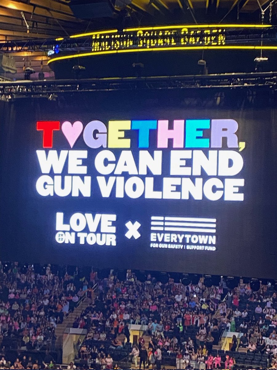 Love this message.  On behalf of my daughter and all other victims of gun violence, Thank You <a href="/Harry_Styles/">Harry Styles.</a>