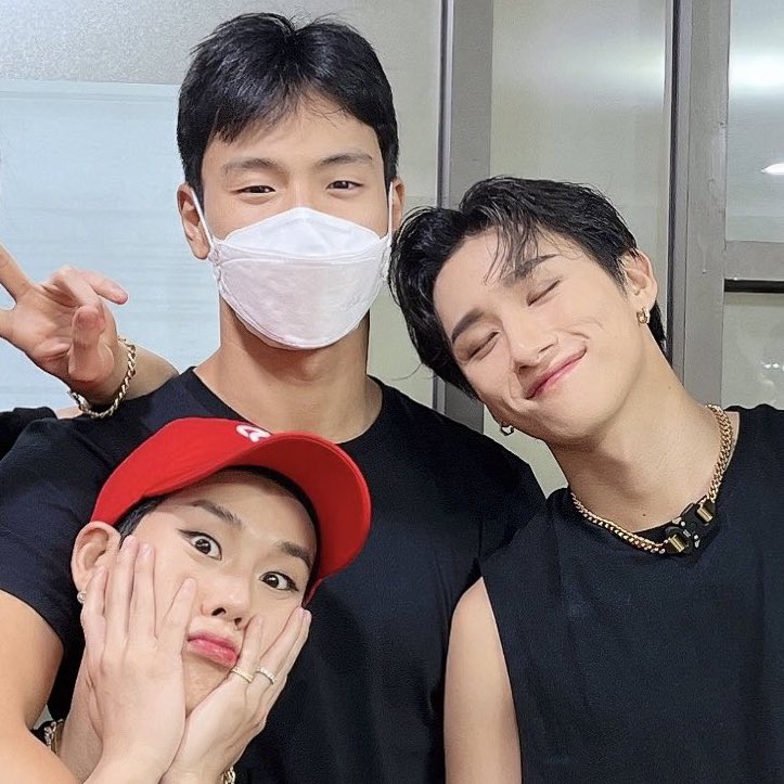 appanunugom's tweet photo. we missed you so much shownu appa 🥹

#셔누 #SHOWNU
#주헌 #JOOHEON #JOOHONEY
#아이엠 #IM #CHANGKYUN
#showheonkyun #showjookyun https://t.co/ddppu8w2Qd