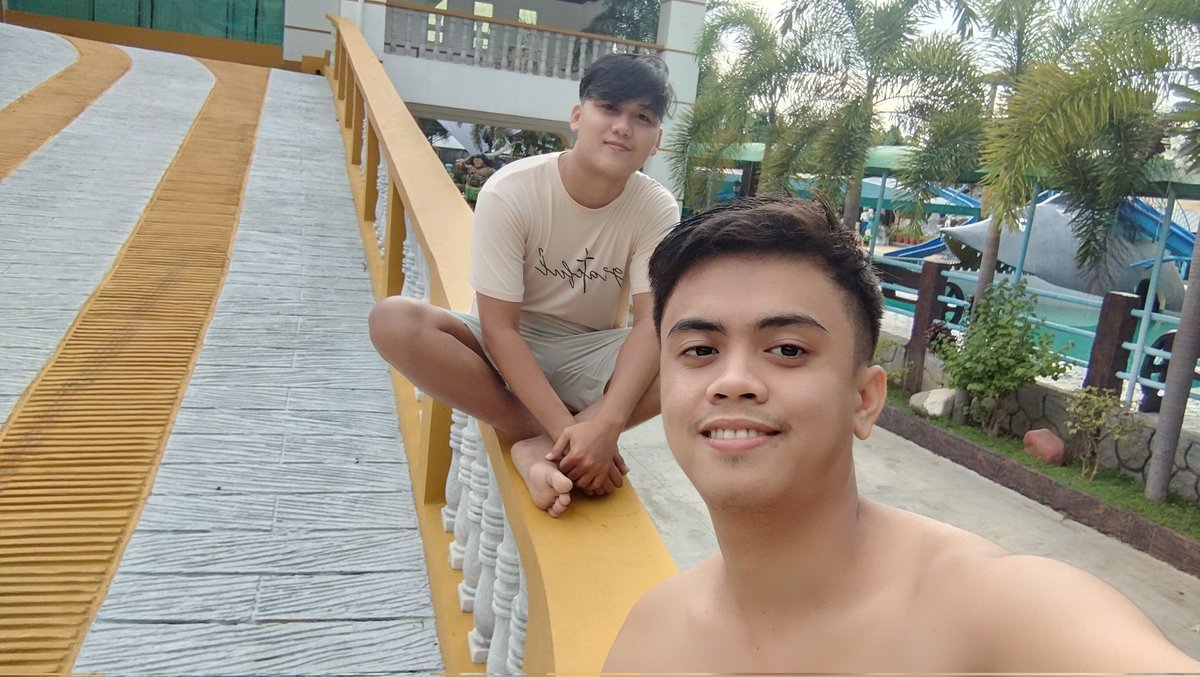 CentinoRenegade's tweet photo. With my best buddy 🤗💛
📍Moreland Resort https://t.co/8hbafMszvp
