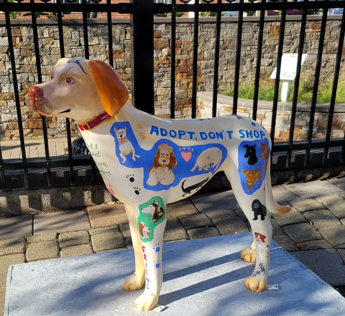cthumane's tweet photo. Auggie Doggie is among the pack in West Hartford's 2022 Dog Walk, and he has an important message: Adopt, Don't Shop! This very good boy was designed by longtime #cthumane volunteer Linda Bilodeau!
#adoptdontshop #westhartford #bluebacksquare #artwalk https://t.co/heWUxVT8IF