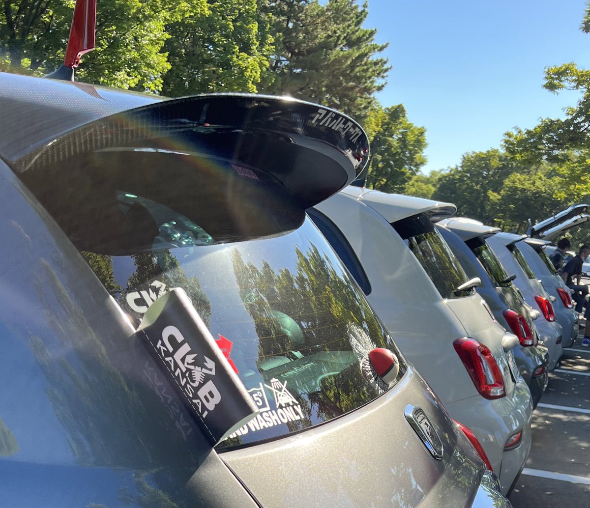 mjzism's tweet photo. 今朝はSMMに参加した。

#abarth #abarth595 #abarth500 #fiat #fiat500 #アバルト #アバルト500 #アバルト595 #フィアット #フィアット500 #オーバーフェンダー #バーフェン #オバフェン #overfender #マーク1 #深リム #ssrwheels #バッドフェイス　#SMM https://t.co/j3eHWXUX0D