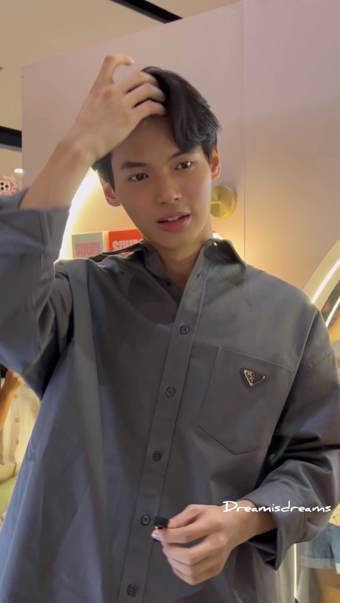 dreamisdreams's tweet photo. จะอยู่ยังไงอ่ะะะ #SourixVelatopopupstore #winmetawin @winmetawin https://t.co/upJSi5Xjda