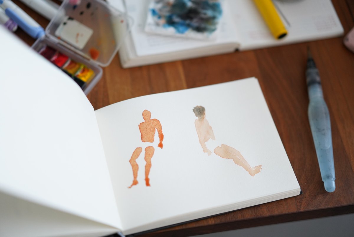 MoaHou's tweet photo. happy doodling with tiny water color set up https://t.co/JZwm9d82QJ