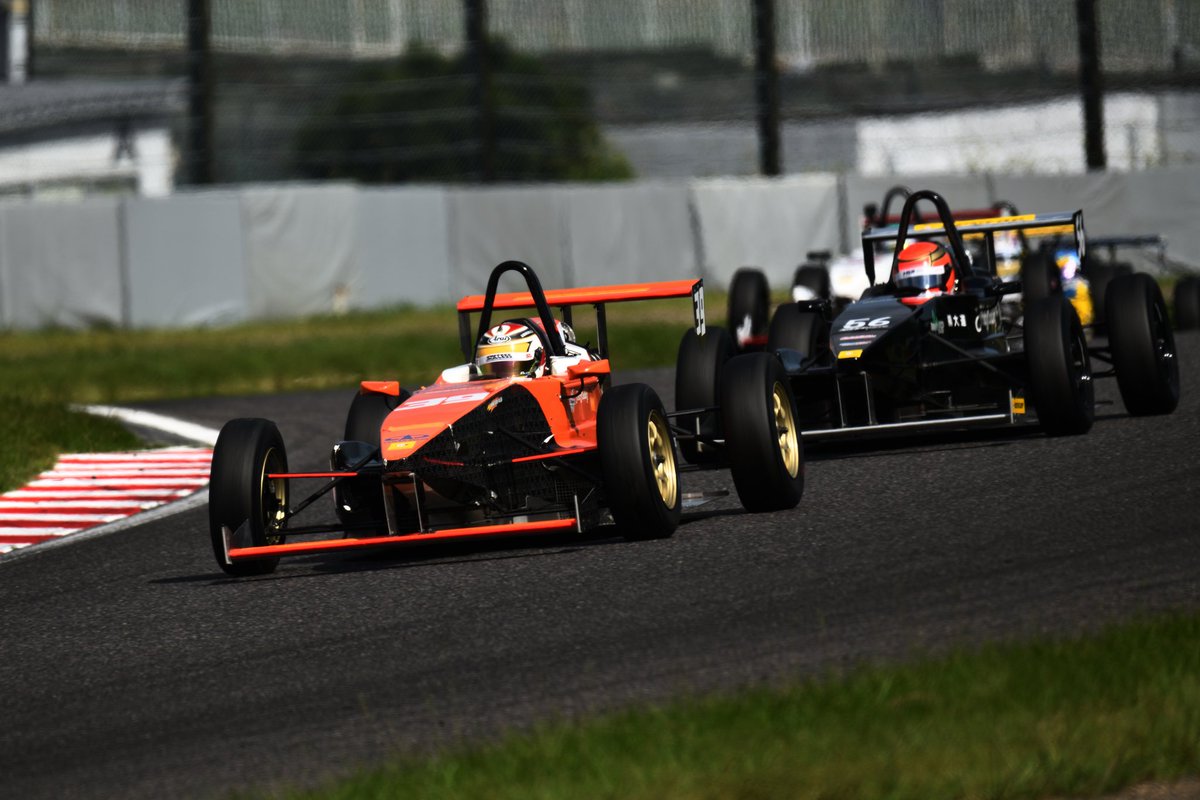 Suchiru093's tweet photo. 鈴鹿クラブマンレース Rd.6
SUPER FJ
居附明利選手!
優勝!!!!
#鈴鹿クラブマンレース #SUPERFJ #FJ #formula #居附明利 #SACCESSRACING #鈴鹿サーキット https://t.co/mU8PVcjr29