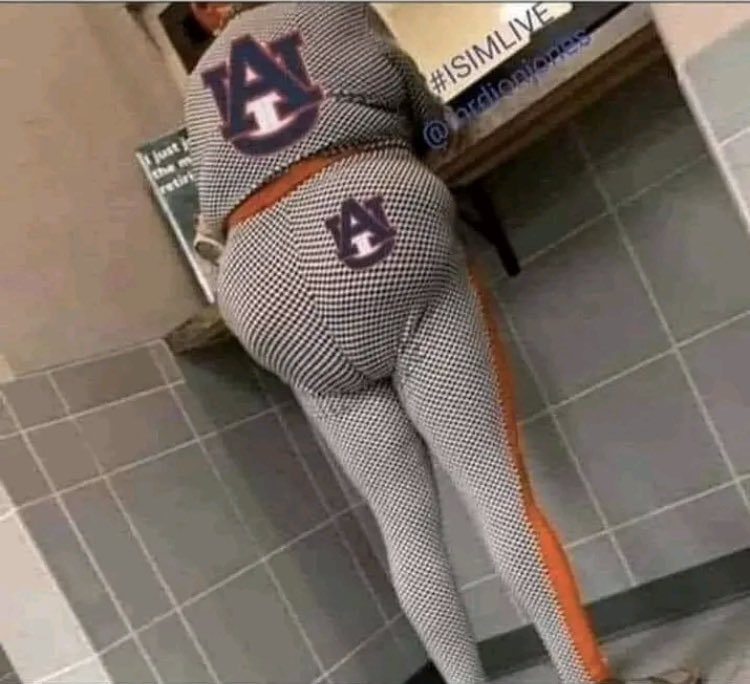 Her: he just want my body.

The body:👇