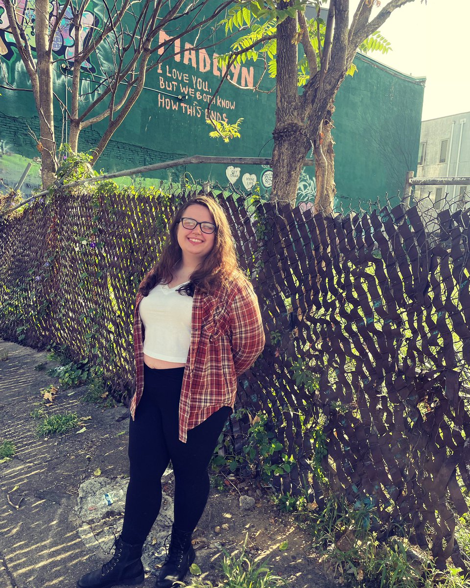 ghosteph's tweet photo. @thewonderyears my best friends birthday is tonight and we are seeing you at the Allentown Fair! we started the celebration off by visiting the Madelyn Wall! she is your biggest fan and it would be really cool if we could sing to her! it would make her so happy! 💕 https://t.co/Oqplg8GbtF