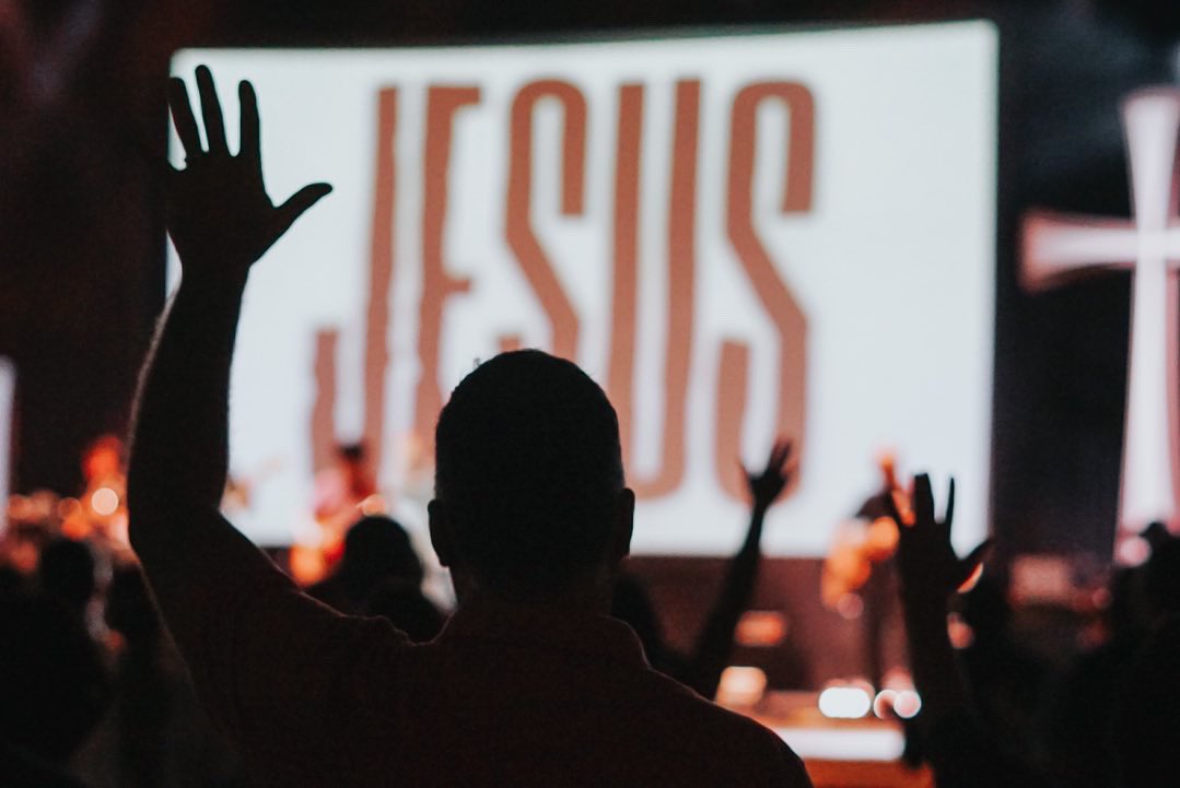 fellowshipktx's tweet photo. Join us this morning…
”Come, let us bow down in worship,let us kneel before the Lord our Maker; for he is our God and we are the people of his pasture, the flock under his care.” —Psalm 95:6-7 #thefellowhip #worship #sunday #katytx #worshipsunday https://t.co/wzSzKKbezH