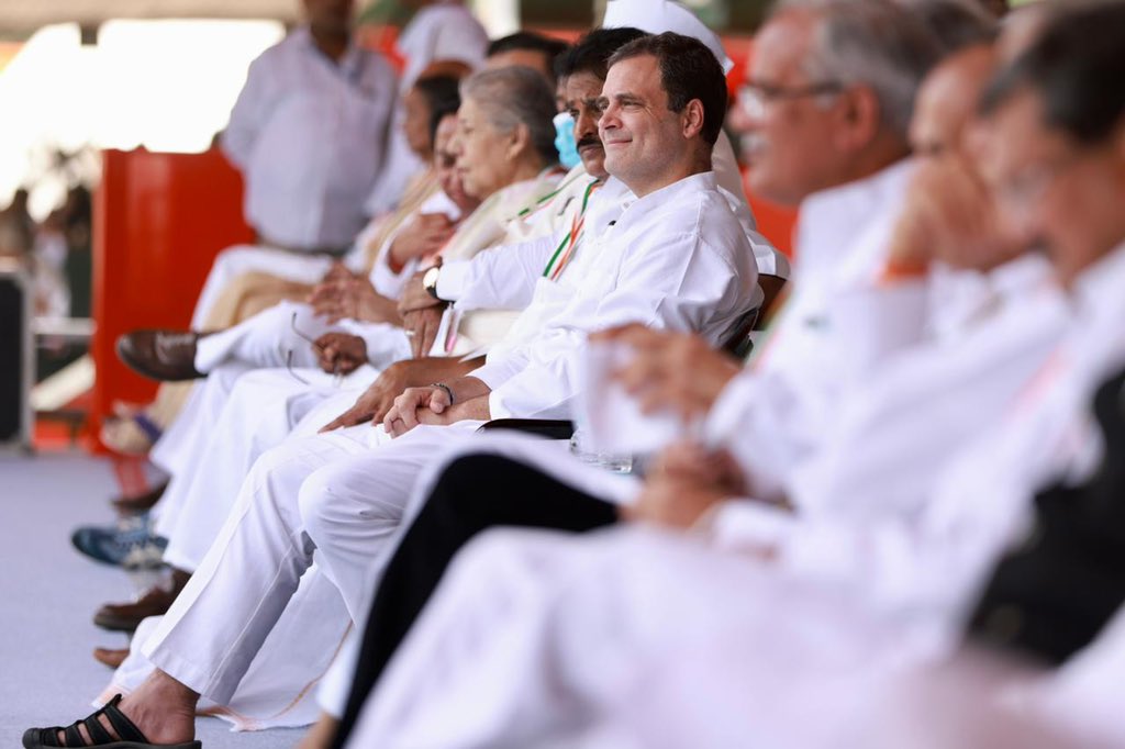 PratimaSinghINC's tweet photo. दिनांक 04/09/22 को नई दिल्ली स्थित रामलीला मैदान में श्री @RahulGandhi जी के आवाहन पर @INCIndia द्वारा आसमान छूती महंगाई के विरोध में आयोजित महंगाई पर हल्ला बोल रैली में हिस्सा लिया। #महंगाई_पर_हल्ला_बोल_रैली https://t.co/M3S3mh1uhh