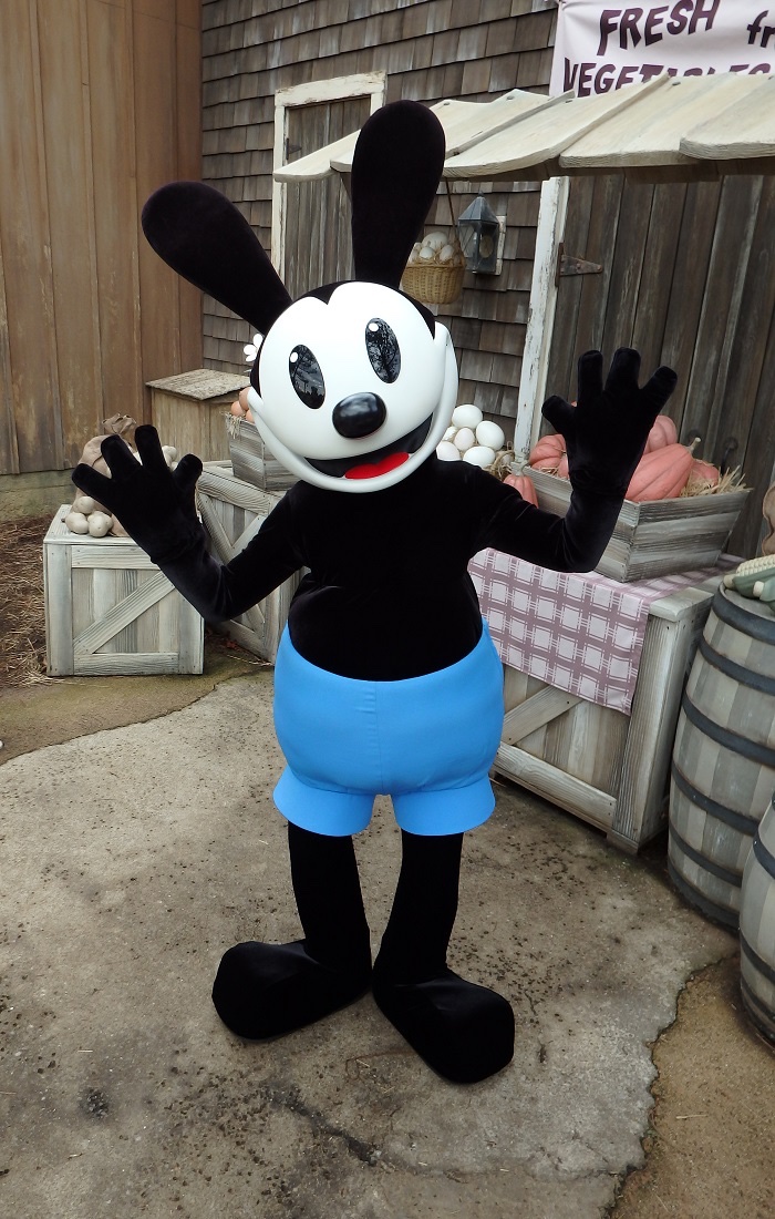 chronicer_d's tweet photo. 今から95年前
ウォルト・ディズニーとアブ・アイワークスの手によって1羽のウサギが生まれました
この世界で一番ラッキーなウサギ

“全ては1羽のウサギから始まった”

さぁ、盛大にお祝いしよう！！
おめでとう🎉🎉🎉🎉🎉🎉

#オズワルドスクリーンデビュー95周年
#オズワルド　
#Oswaldtheluckyrabbit https://t.co/JMgaDeQDZv