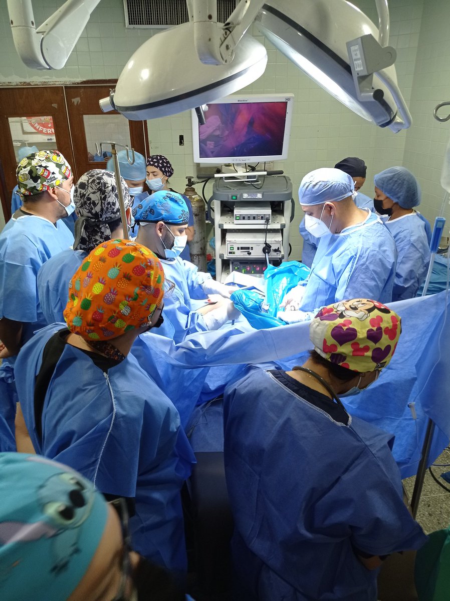 IVSSHOSPMNT's tweet photo. #03deSep|Historia en el @IVSSHOSPMNT al ser la institución pública a nivel nacional en realizar la primera intervención de Endometriosis grado IV con laparoscopia ginecológica captada por la @VenAppSocial @NicolasMaduro, @magalygutierrezvina @MiguelGeron https://t.co/G35jDI8yoG