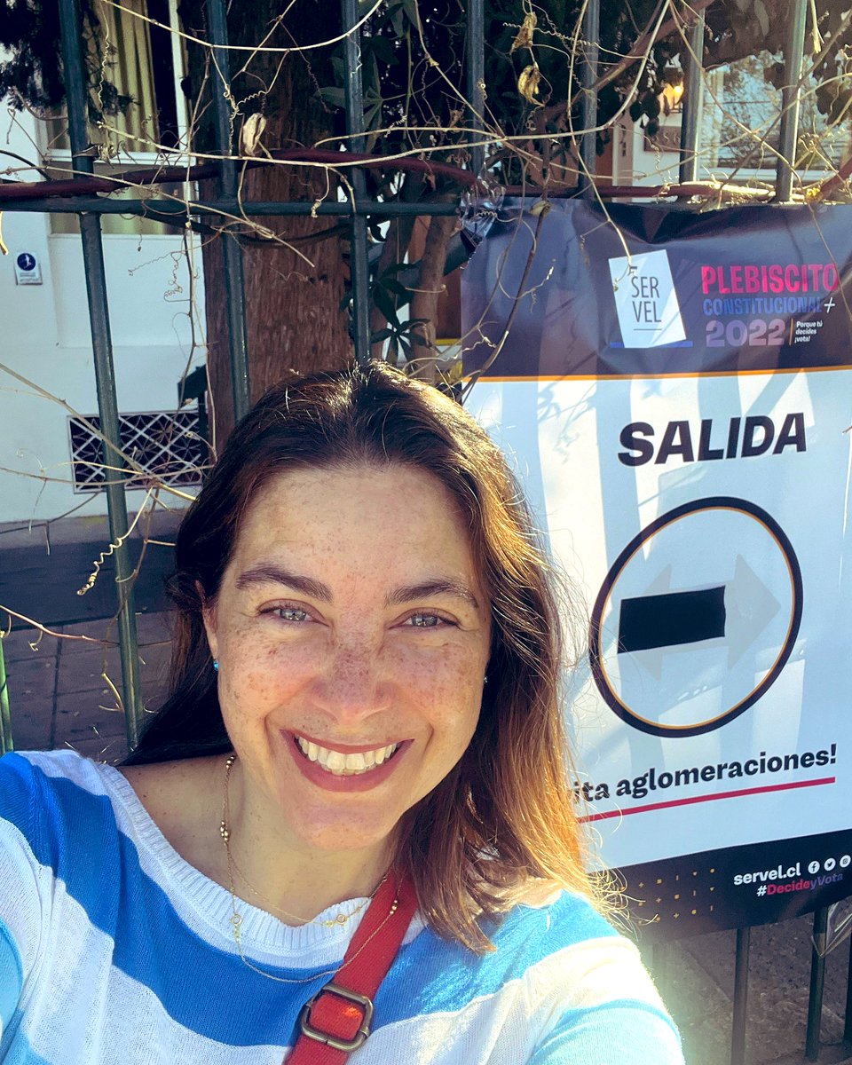 LuciaDammert's tweet photo. Día histórico! Ejercicio democrático listo! Ahora a seguir construyendo espacios de diálogo para los desafíos que vienen!! https://t.co/qlts9oM7kM