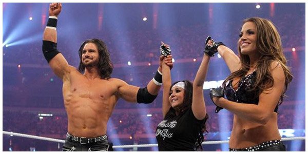 No diss to Trish Stratus but this storyline would have made the most sense with Melina teaming with John Morrison and Snooki due to the celebrity thing against Dolph Ziggler and Laycool at WrestleMania 27 a shame Melina was heel during this time ugh. https://t.co/z4OhKwDENn