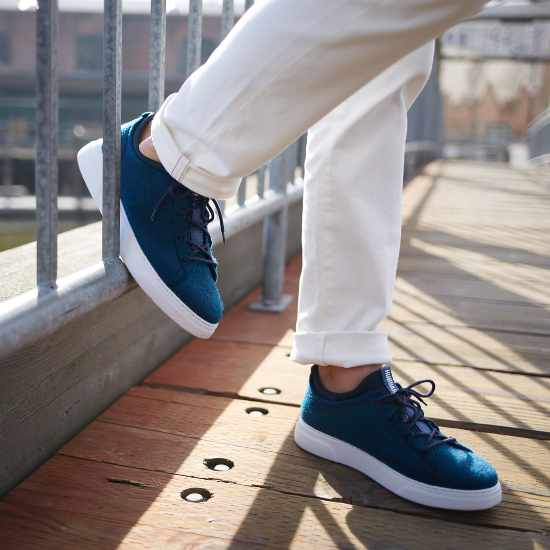 SamuelHubbardCo's tweet photo. Have you checked out our #LaborDaySale? Up to 60% off men's select summer styles and colors. 

Featuring some of our top sellers, like Hubbard Flight Eco. 

Get your pair now at a discounted price: https://t.co/uaJB8V5Q3u https://t.co/vJ6vf2LwhE