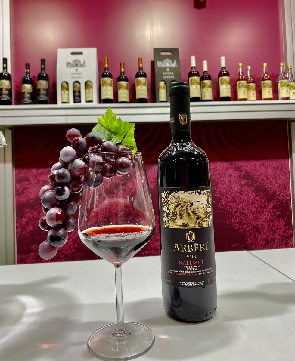kantina_arberi's tweet photo. Dita e 3 / 3rdDay WineVision Belgrade, Hall 1 D34 

@kantina_arberi 

#KantinaARBËRI #WineVision  #belgrade #Kallmet #SheshiBardhe #albanianwine #wine #WineVisionBelgrade #Albania🇦🇱 https://t.co/3xWr6s2CBW