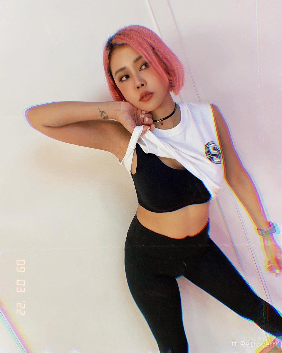 lilylu0917's tweet photo. 来シーズンも期待してね🦾🏀

Top : @kaohsiungsteelers 
Bra： @fashionforyes_ 
Legging: @nike 

#啦啦隊の日常
#Lilypose #love #life #photo 
#ootd #selfie #swag 
#filter #bff #ltns
#WIWT #picoftheday
#鋼鐵人 #南霸one
#鋼鐵女神雅典娜
#onesouth
#kaohsiungsteelers #LilyLu 
#pleague https://t.co/27La8M0NJC
