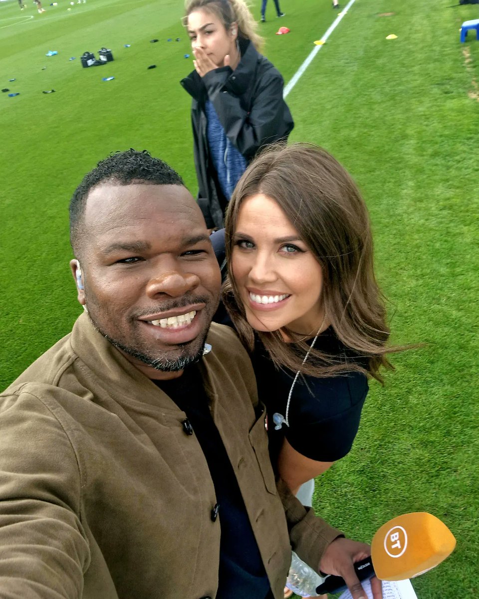 Great end to a busy week covering @WealdstoneFC vs @wokingfc in the @TheVanaramaNL on @btsportfootball Fun day with @msmith850 @jamalfyfield @Becky_Ives_ @livswong @JuliaSnowdonMUA & all the BT Sport crew.