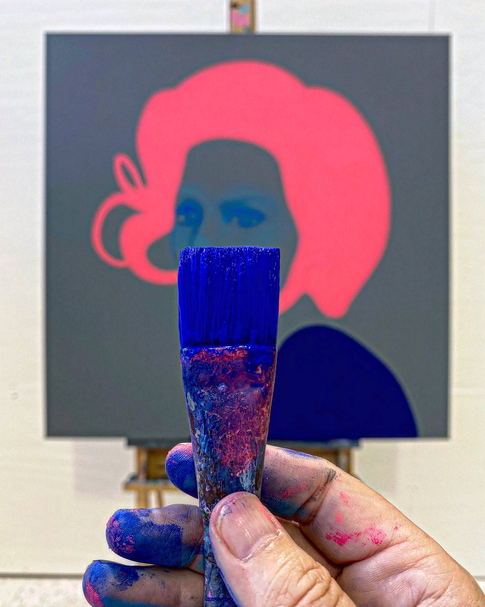 Rothko888's tweet photo. Studio shot. #art #femaleartist #canadianartist #torontoartist #contemporaryart #NFTCommunity #NFTartist https://t.co/jpxDE8eRwL