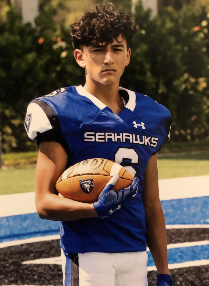 CardozaNoah's tweet photo. #GotSpeed #CSN #6 🏈 https://t.co/j2NsYySQKx