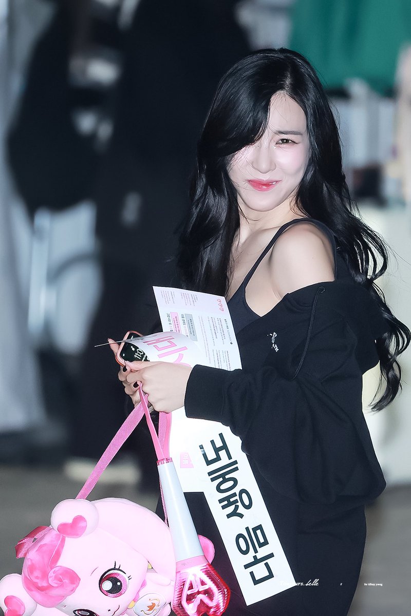 81toujoursbelle's tweet photo. 220903-2 💗 #티파니영 #TIFFANYYOUNG #소녀시대 #LongLastingLove https://t.co/1N7sF1uzxD