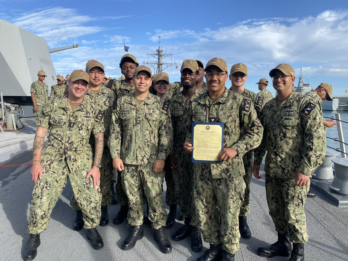 WOJO_5's tweet image. Nothing like seeing your son having success.  The youngest OS3 on his Ship in Spain! #ProudNavyDad #FOE #Boutdatlife #Builtdifferent #USNavy #Nigil👊🏽 #Year2 #Success #Growth