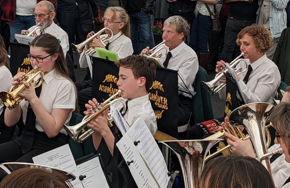 AshoverBand's tweet photo. Training band RESTARTS SUNDAY 25th SEPTEMBER 6-7pm.
⠀
We provide instruments &amp; tuition for an annual subscription of £20 but you can come and try for free first to see if you like it.

Please message us for more details! https://t.co/rcSj9imTNY
