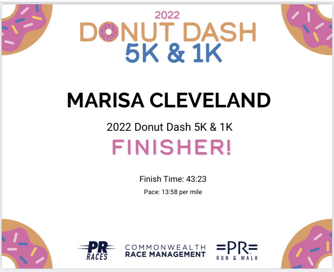 Apparently I’m the kind of person who tweets about how I’m the kind of person who wakes up at 5:30 am and jogs/walks/stumbles through a 5K on a Sunday morning because my husband thought it would be fun to do this together. #DonutDash2022