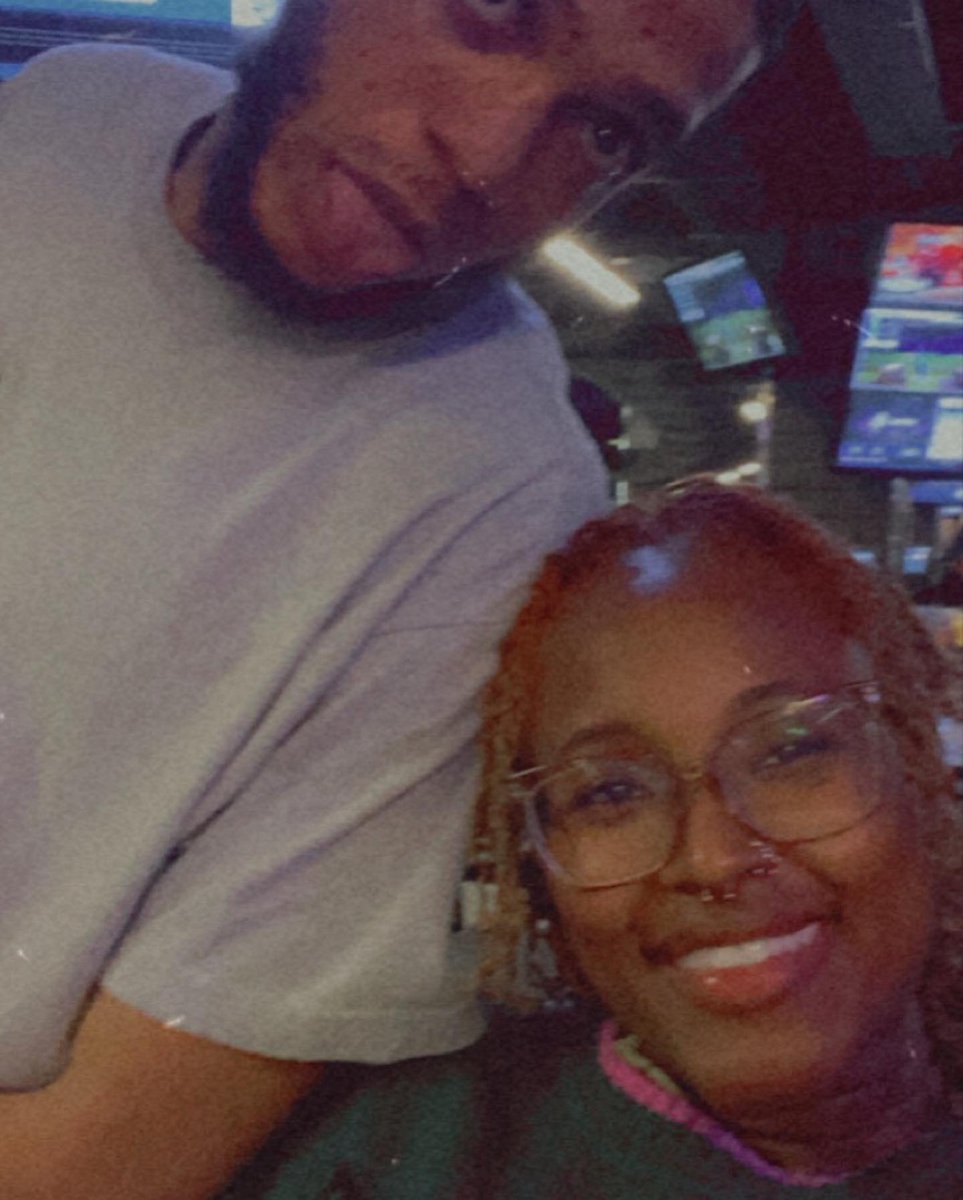 BrownSkin9397's tweet photo. My loves🥰💜 a great birthday. https://t.co/IUu47saGOm