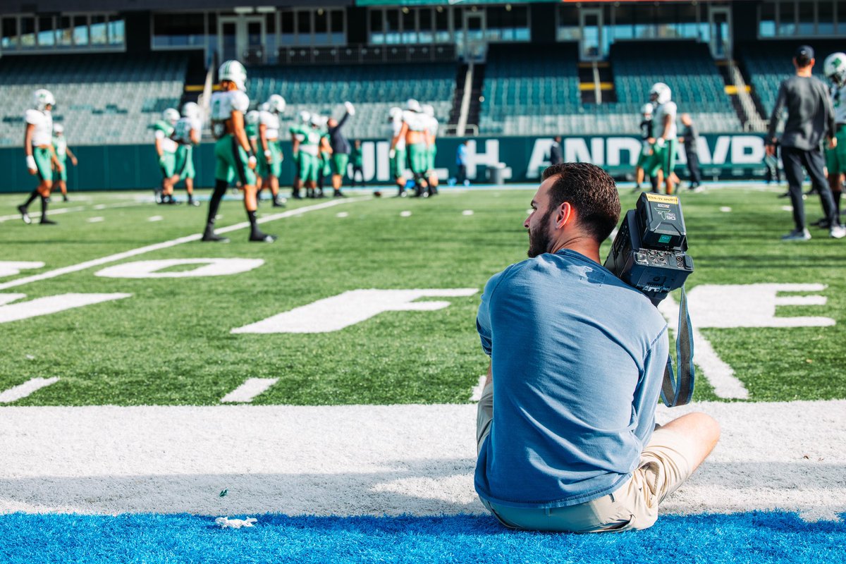 It’s a bittersweet weekend. Saturday was my final day at WCHS, bringing an end to my time at my hometown station. 

The last five years have been a blessing and the best of my life. Thank you all for making my time so special. 

I won’t be going far, though 😎 update coming soon.
