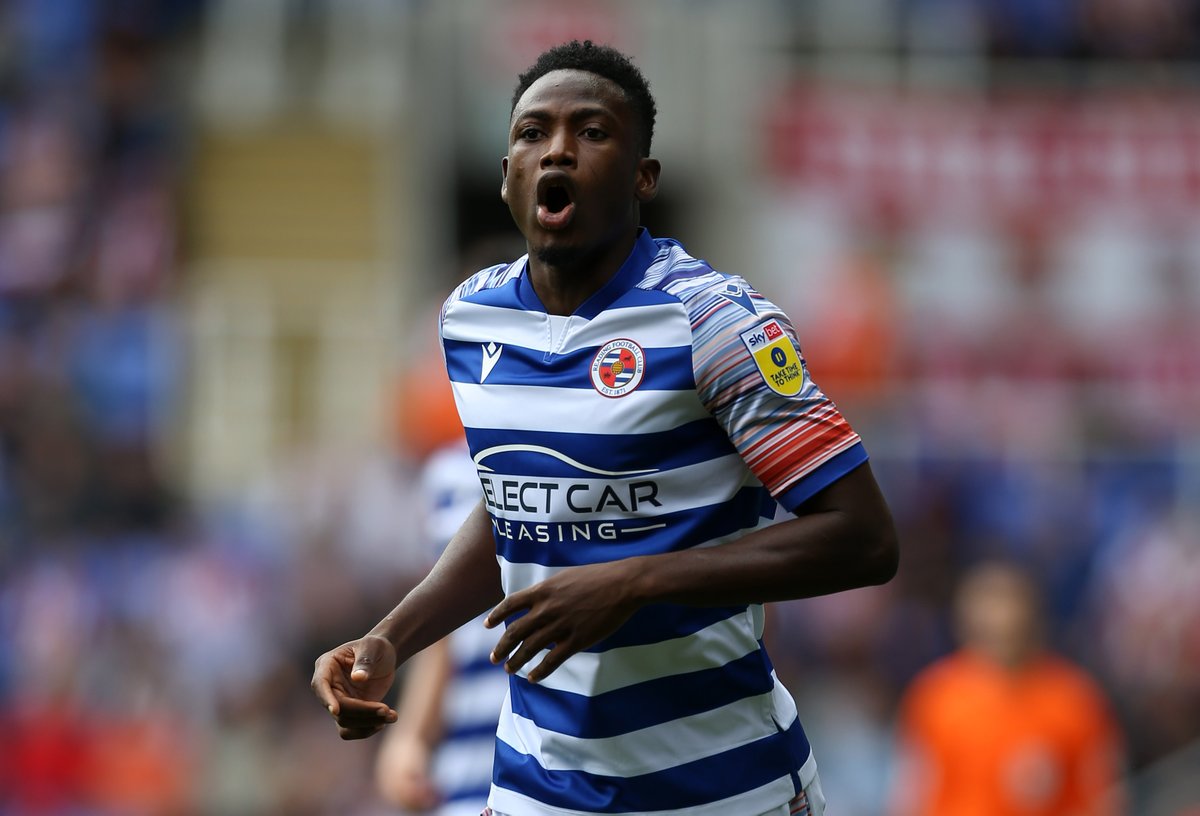 ReadingFC's tweet photo. Good to have you back out there in blue and white @babarahmangh ๐ตโช
๐
#REASTK https://t.co/txTIpalFbb