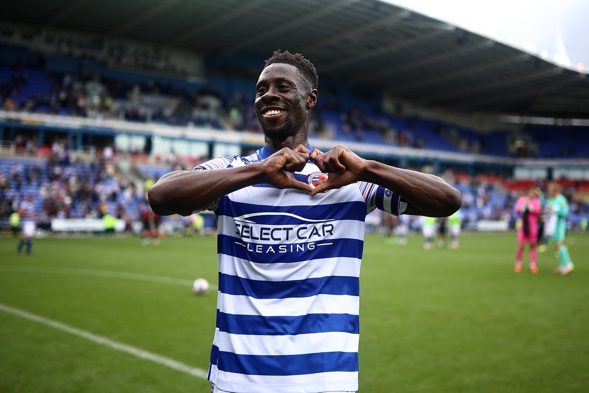 ReadingFC's tweet photo. ๐ซถยฉ๏ธ #REASTK https://t.co/R0ioA7CSfa