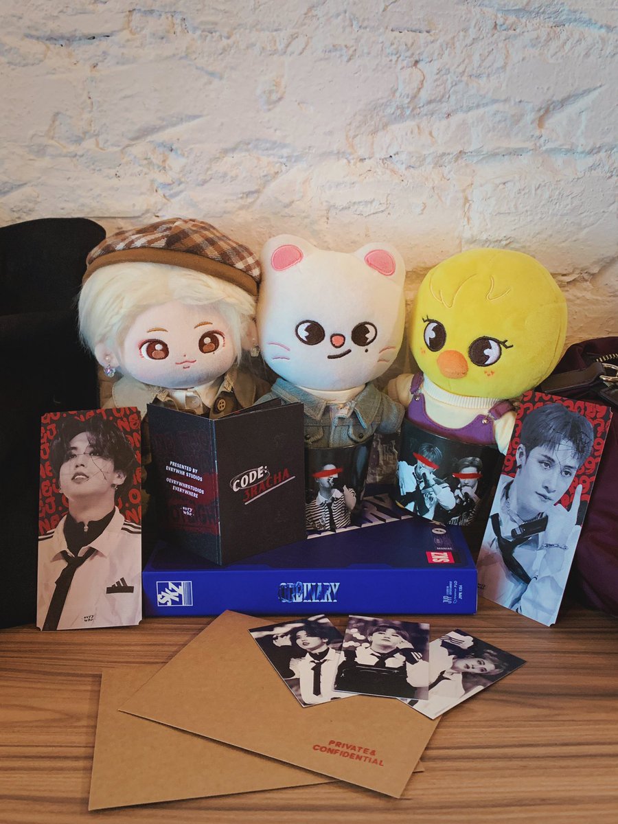 thebrokenthyrs's tweet photo. took 1800000000 photos bc i'm so in love with the decor and event gifts lol. thank you admins for organising! and @chabihyun for coming along with me 💕
#CODE3RACHA #3RACHA https://t.co/vXyJXbWxKE