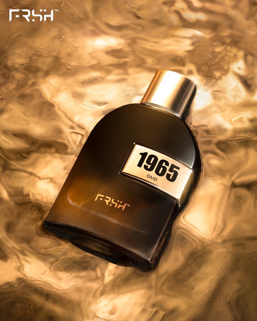 A blend of rich saffron, caramel and leather,
1965 #oud is liquid gold in a bottle! 
Get it at FLAT 20% off.
Shop now- bit.ly/2MgdtWA

#1965 #oud #gold #salmankhan #stayfrsh #frsh