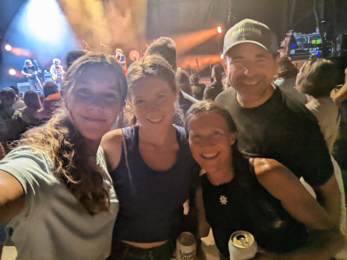johnlanuti's tweet photo. @ofarevolution The pit was 🔥 last night and so was @jerrydepizzo! Thanks @marcroberge for the "rain, rain, go away" opener. It's been way too long @ofarevolution ! https://t.co/1YKawkD7mS