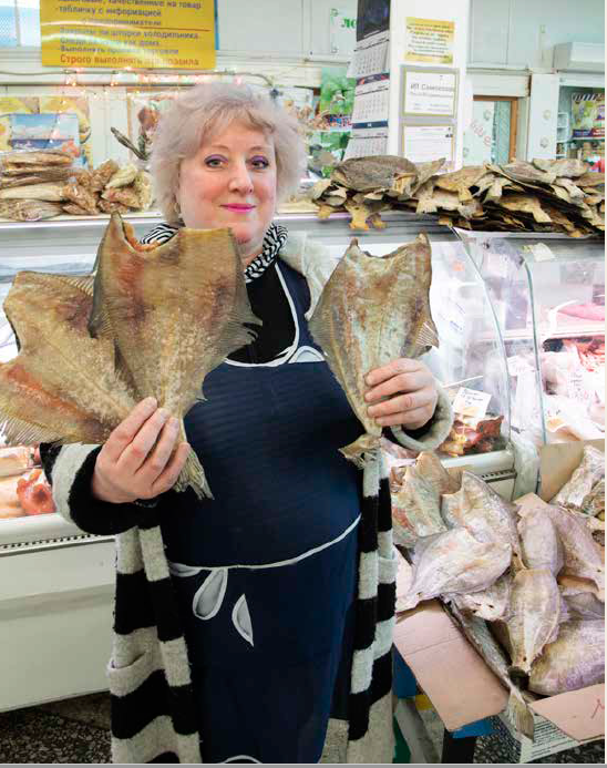 darra_goldstein's tweet photo. Philadelphians! On Sept. 29 I’m giving a talk at Swarthmore on my culinary research in the Russian Arctic. It’s open to the public, in McCabe Library’s LibLab at 4:30. Come if you can! 📸 Stefan Wettainen https://t.co/IaCsFYkphf
