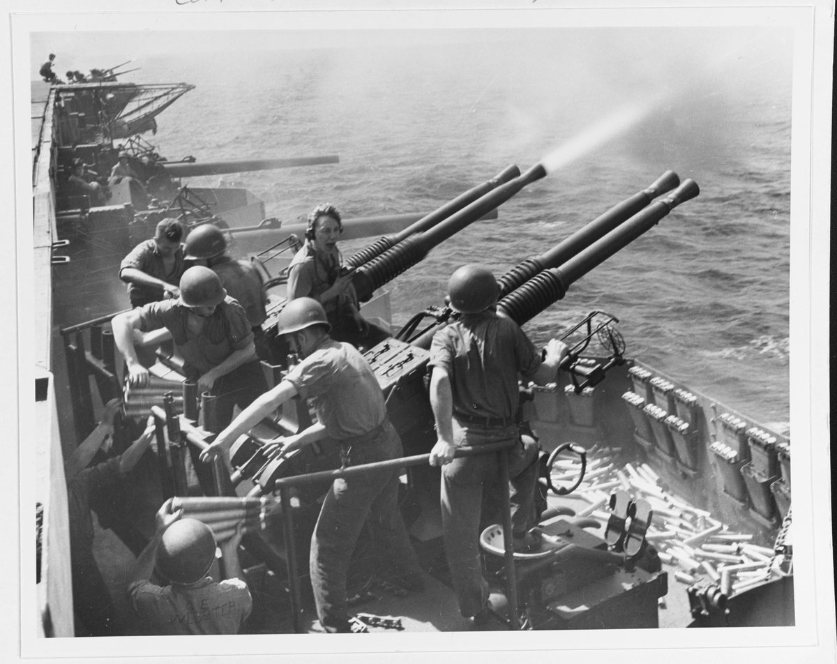 Rich_Ships's tweet photo. A Top-5 favorite photo. You can almost feel the energy.
Quad 40mm Bofors gun crew firing on board ๐บ๐ธUSS Hornet (CV-12), circa February 1945
80-G-413915
#bofors #40mm #quad40 #cv12 #usshornet #navalhistory
1/ https://t.co/Z7y2AUeJs3