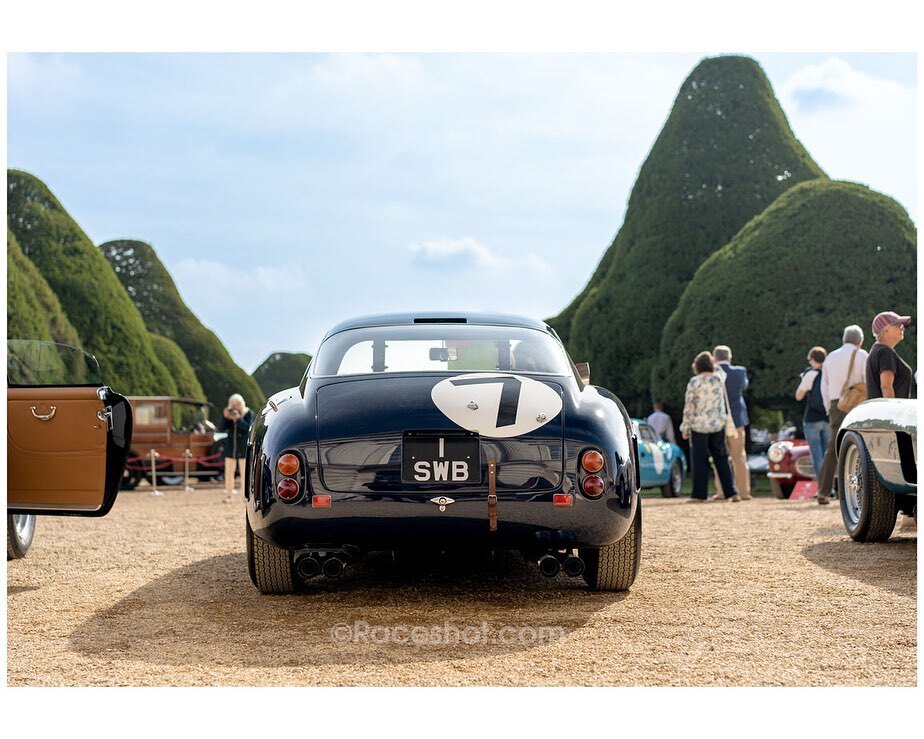 A few from a wonderful day at Hampton court @concours_of_elegance ⬅️#concours #classiccars #hamptoncourtpalace #classiccarsdaily #ferrari250swb #swb #ferrariclassiche #bentley #porsche917 #classicf1 #mclarenmp47 #senna 
.
.
.
.
.
.
.
.
.
.
.
#concoursofe… instagr.am/p/CiFo0sIohJS/