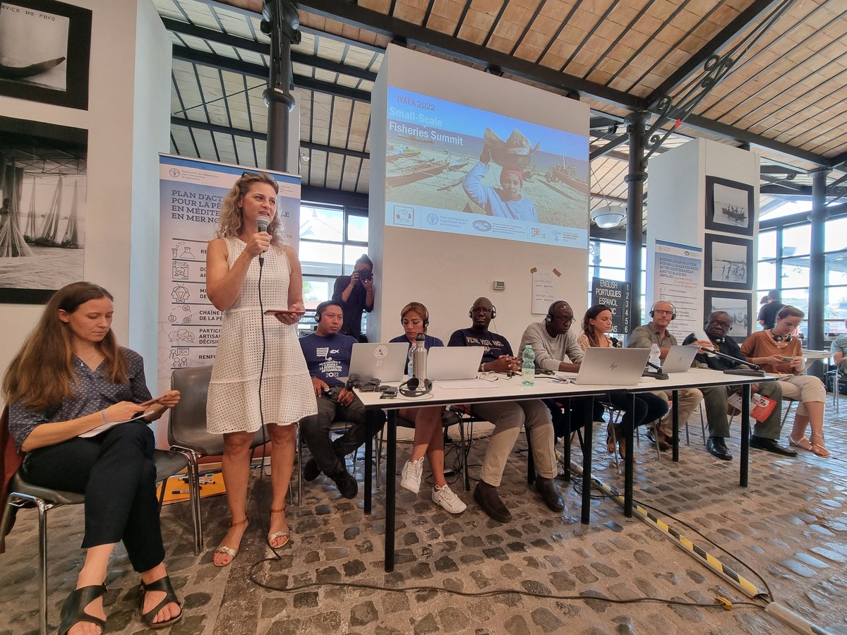 mbernal_GFCM's tweet photo. Closing session of #SSFsummit about to start, corridor talk exudes satisfaction on having the opportunity to talk among SSF fishers and associations on their views and priorities and the need to do this more. Conclusions to be presented to #COFI next week, kudos to all involved! https://t.co/gbiXaGYN13