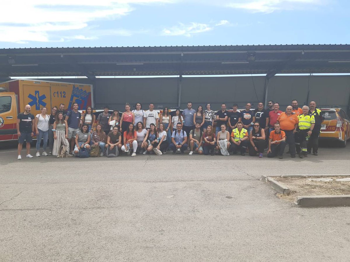 SAMUR_PC's tweet photo. 📌Este fin de semana ha comenzado su periodo de formación la promoción 22.3 de aspirantes a voluntarios de #ProtecciónCivil. ¡Bienvenidos! y gracias por vuestra generosidad. https://t.co/1WgQKAc5ni