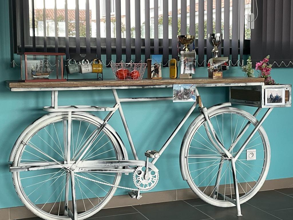 Annie Chasle tweet media