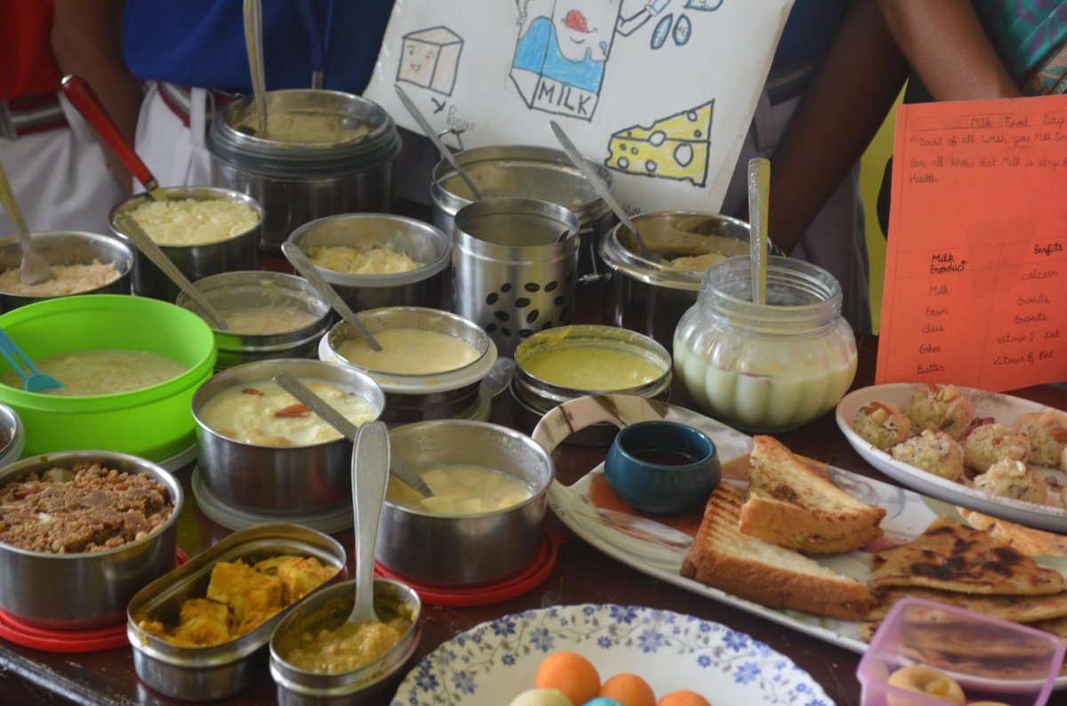 genbcjoshi_aps's tweet photo. Gen BC Joshi #ArmyPublic School celebrated #MilkFood Day on 24th Aug.The students of Primary Wing brought healthy dishes made up of milk products.Students also demonstrated skits & Puppet shows to spread awareness regarding the benefits of Milk and #dairy products.
@suryacommand https://t.co/WAUKBC1c5r