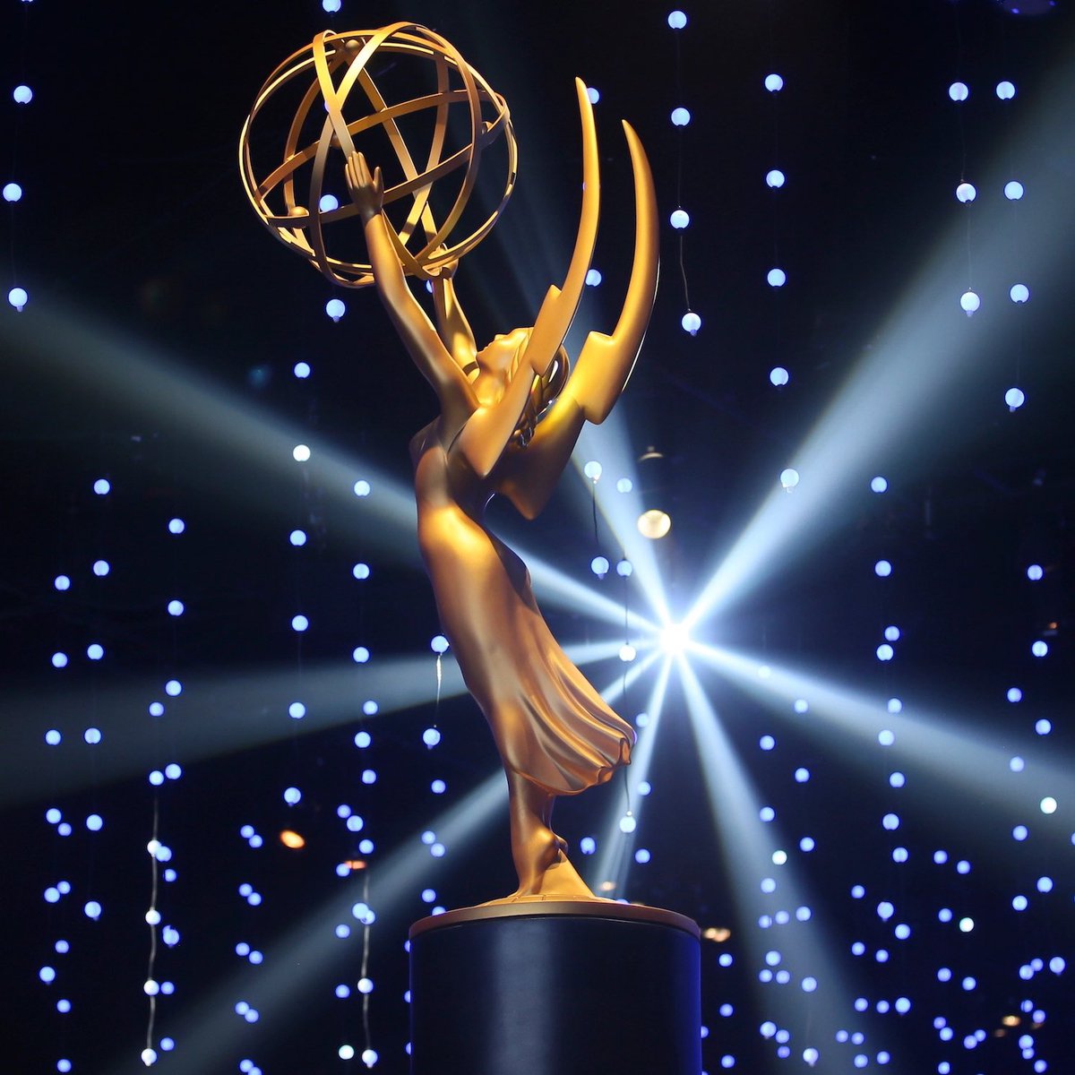 BuzzingPop's tweet photo. Eminem has won an #EMMY award for Outstanding Variety Special Live, making him just a Tony Award away from achieving EGOT status. https://t.co/pMJFTd0GW8