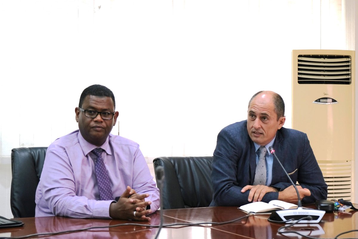 United Nations | Djibouti (@undjibouti) on Twitter photo Réunion préparatoire dans le cadre du processus de reclassement de #Djibouti pour sa sortie de la catégorie des Pays les Moins Avancés (PMA), organisée par le Ministère du Commerce avec <a href="/UNCTAD/">UN Trade and Development</a> et les représentants du <a href="/mefidjibouti/">Ministère de l'Économie et des Finances - MEFI</a> et du #MAECI, en présence de <a href="/JBarahona_RCDJI/">Jose Barahona</a>. Réunion préparatoire dans le cadre du processus de reclassement de #Djibouti pour sa sortie de la catégorie des Pays les Moins Avancés (PMA), organisée par le Ministère du Commerce avec <a href="/UNCTAD/">UN Trade and Development</a> et les représentants du <a href="/mefidjibouti/">Ministère de l'Économie et des Finances - MEFI</a> et du #MAECI, en présence de <a href="/JBarahona_RCDJI/">Jose Barahona</a>.