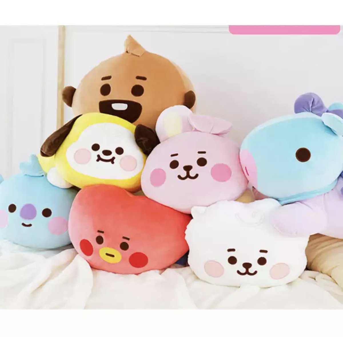 icedkookielatte's tweet photo. ✨Random  BT21 merch giveaway ✨
Retweet and follow me 
Screenshot notifications are on 
Reply with where you’re from 
Follow my Instagram account for a bonus entry and follow back:  @strawberrylattexin 
Ends in three weeks https://t.co/kMFPvFooNt