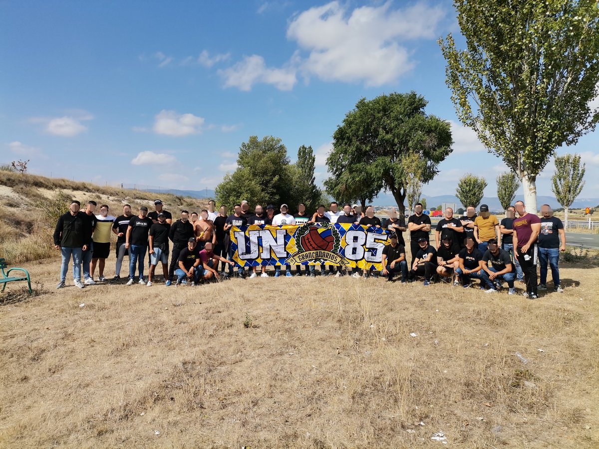 HectorUDLP85's tweet photo. OTRO VIAJE MÁS A LA ESPALDA. 38 NACIENTES, 38 GRAN CANARIOS DISPUESTOS A DARLO TODO POR TI UDLP. BUEN VIAJE EL QUE NOS MARCAMOS. SEGUIREMOS EN LA MISMA LÍNEA.

ULTRAS LAS PALMAS https://t.co/spEjUfcwSW