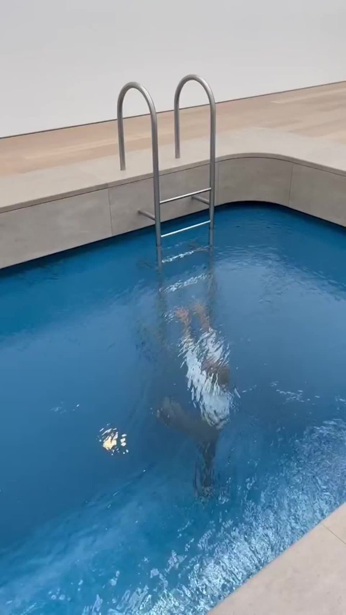 see_serve's tweet photo. Voorlinden art museum dry pool https://t.co/eKRpUx2WtW
